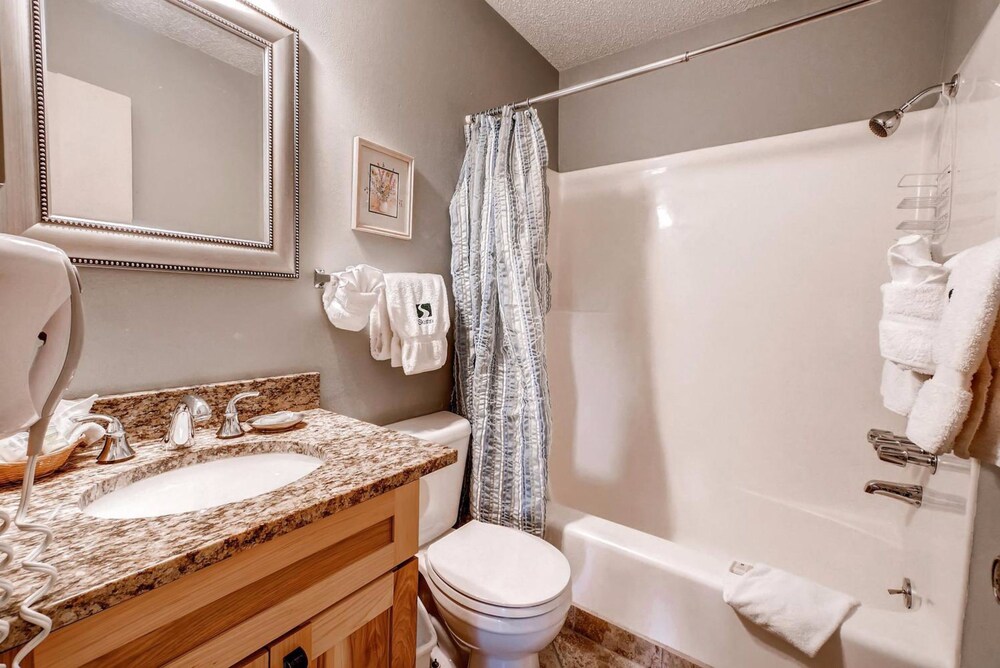 Ski Inn Condominiums by Resort Lodging Company - photo 69