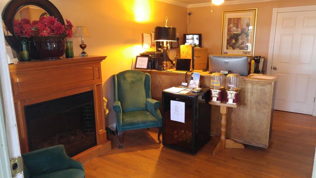 The Charin Inn — Clearfield