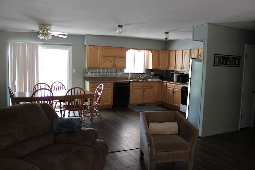 Buddy's Harbor - photo 11