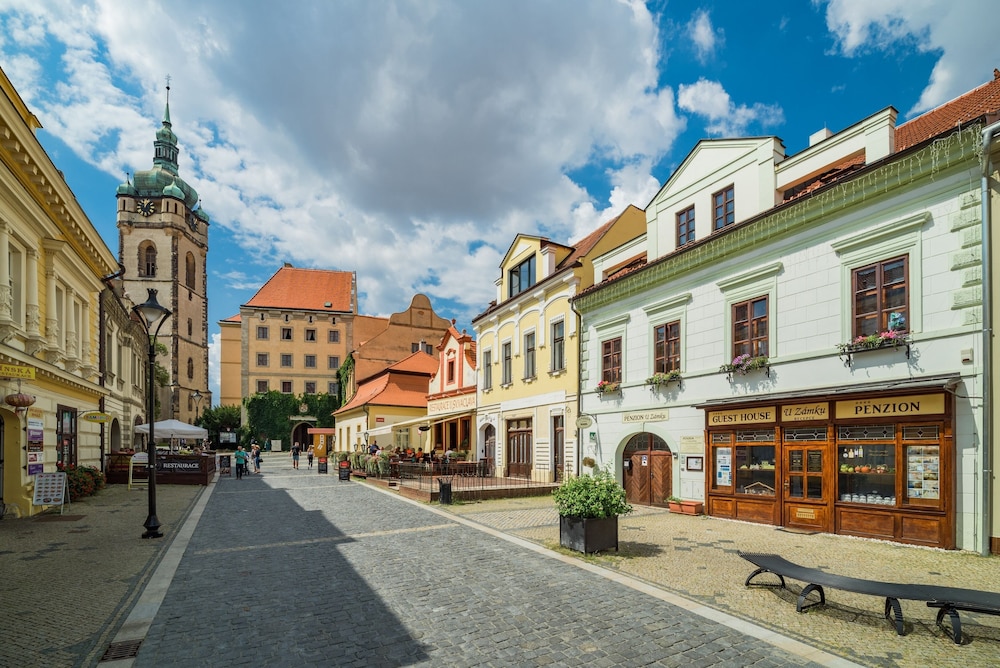 Penzion U Zámku — hotel in Melnik