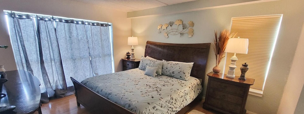 Saida Towers Iii 3101 3 Bedroom Condo by RedAwning - photo 21