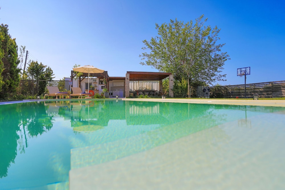 Villa Teresa — 4-Star Luxury Hotel in Corfu, Greece