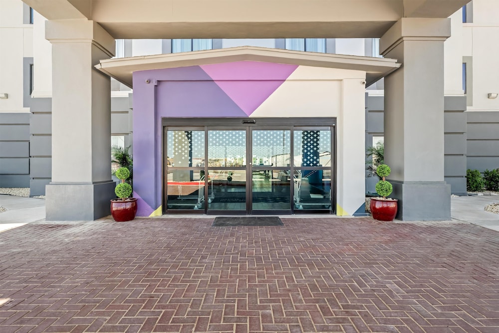 Spark by Hilton Fort Stockton - photo 77