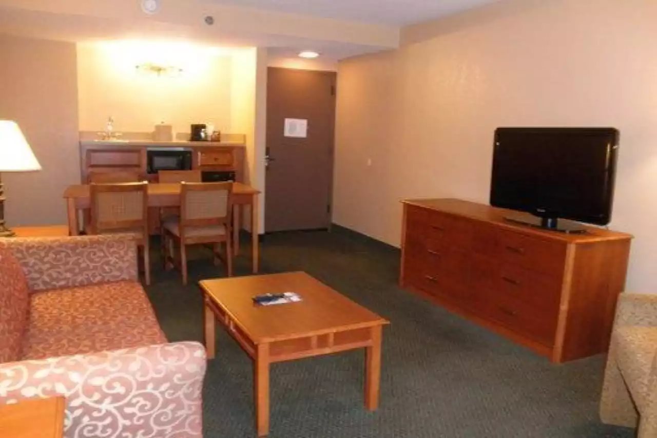 Quality Inn Florissant St Louis - photo 13