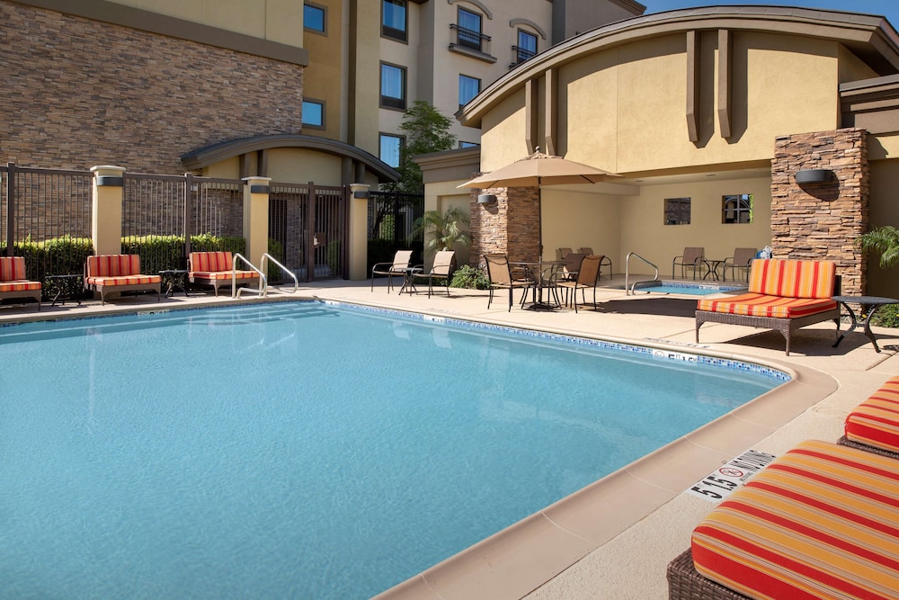 Hampton Inn & Suites Phoenix Tempe - photo 24