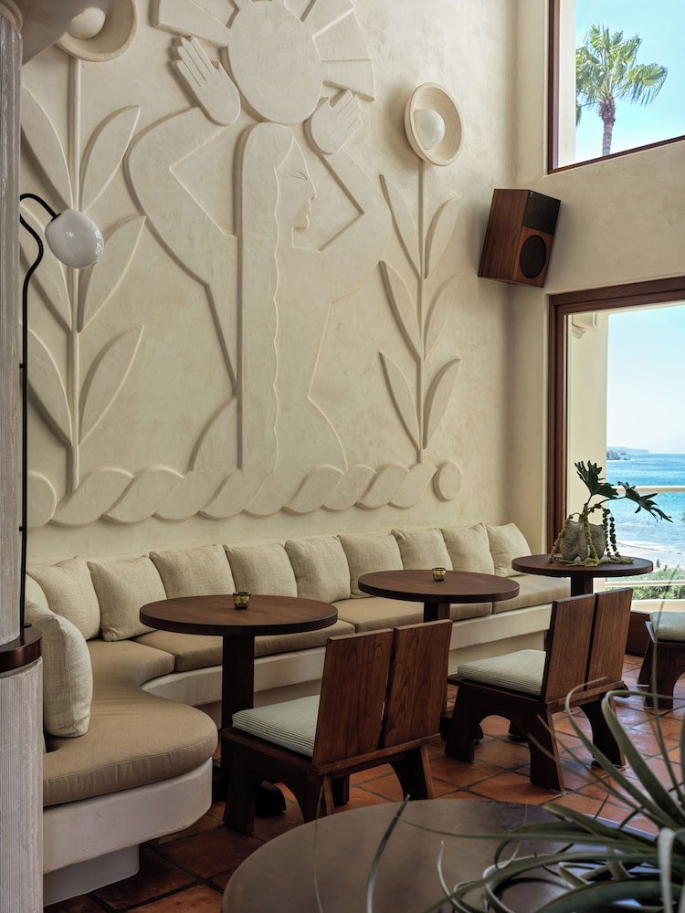 Casa Loma Beach Hotel - photo 5