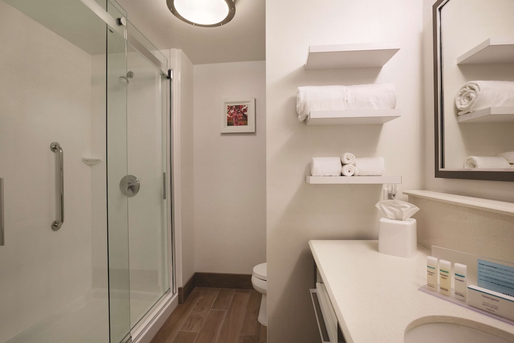 Hampton Inn Brigham City - photo 15