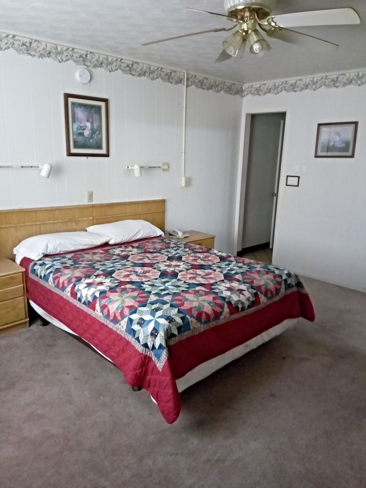 Willard Country Inn - photo 7