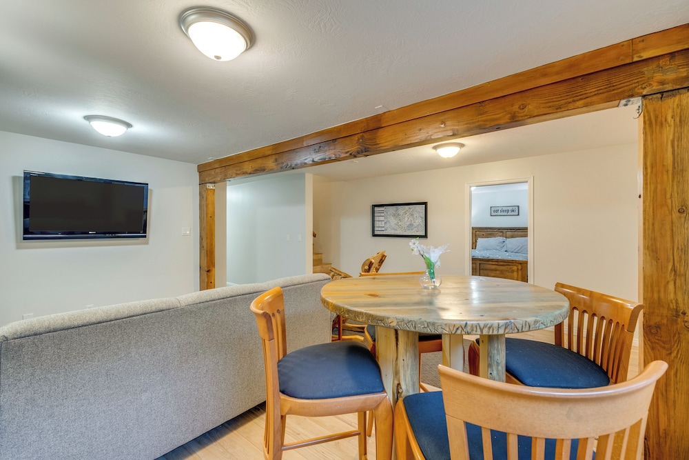 Updated Home with Mtn Views 8 Mi to Snowbird Resort - photo 6