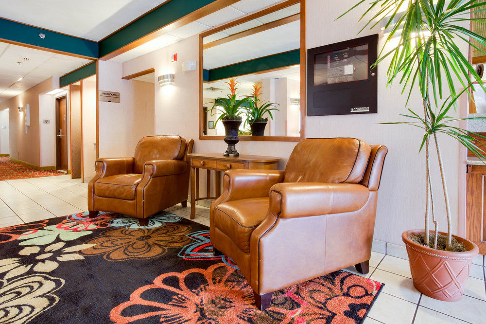 Pear Tree Inn San Antonio Northwest Medical Center - photo 21