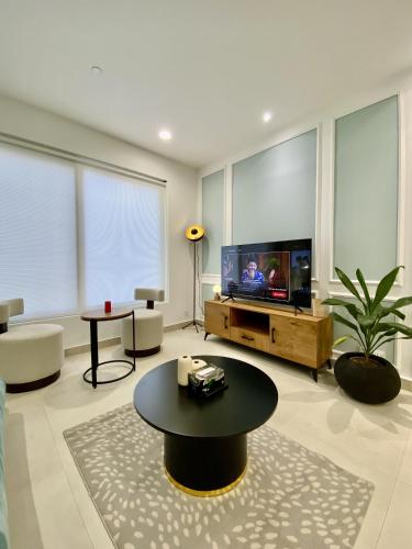 Pentasquare Apartments By Superhost Stays — 4-Star Luxury Hotel in Lahore, Pakistan