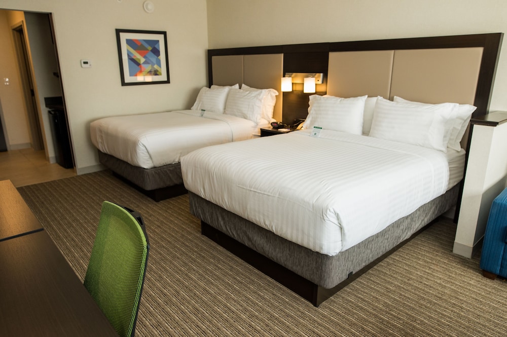 Holiday Inn Express & Suites Marietta by IHG - photo 14
