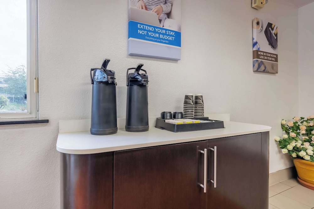 Motel6 Seattle WA Sea Tac Airport South - photo 13