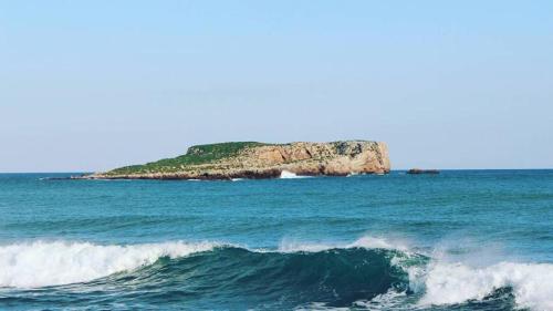 Oceanus Room With Private Kitchen Bathroom And Terrace 300m From The Beach — Sagres