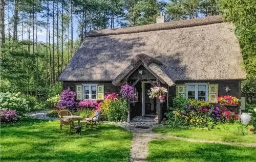 Holiday Home Osiek Jaszczerek — 4-Star Luxury Hotel in Osiek, Poland