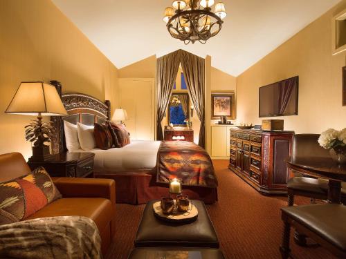 Rustic Inn Creekside - photo 14