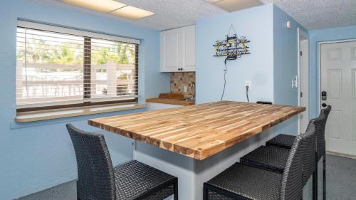 La Playita 7 in Holmes Beach, United States