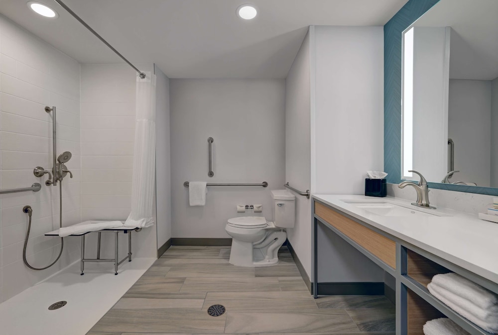 Hilton Garden Inn Manassas - photo 24