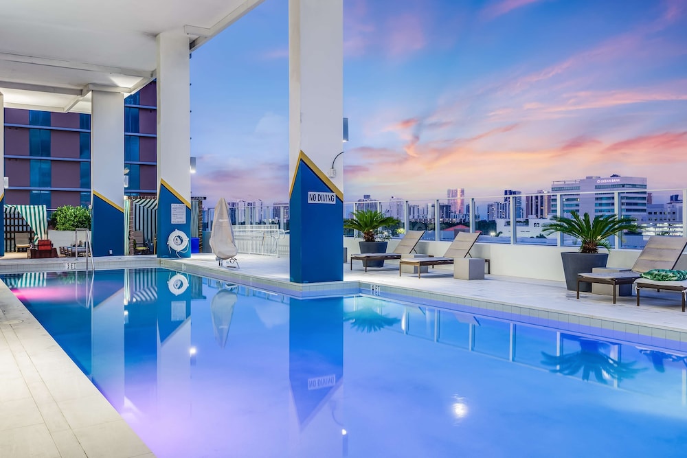 SERENA Hotel Aventura Miami Tapestry Collection by Hilton - photo 49
