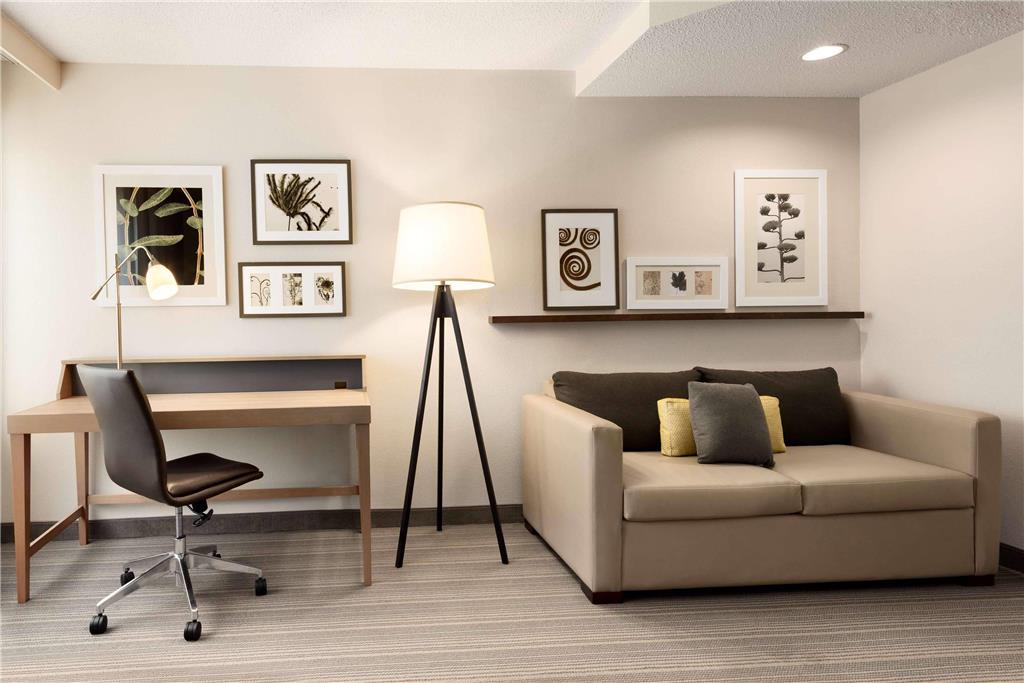 Country Inn & Suites by Radisson Chippewa Falls WI - photo 9