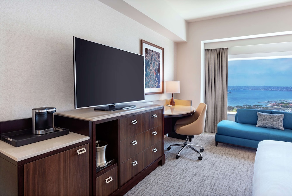 Hilton San Diego Bayfront - photo 34