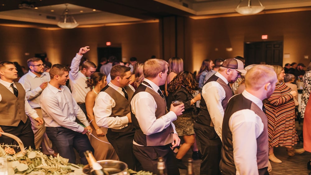 Holiday Inn Express & Suites Brandon by IHG - photo 30