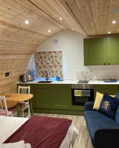 Bedrule Old Manse Glamping in Hawick, United Kingdom