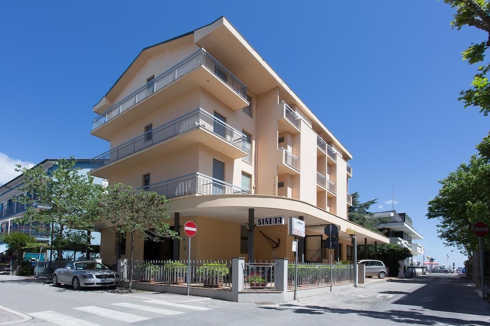 Hotel Sirena - last minute hotel in Rimini