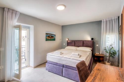 Neu Stilvolle Apartments im Zentrum von Krk nahe Strand — 4-Star Luxury Hotel in Krk, Croatia