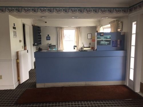 Royal Inn Victor - photo 11
