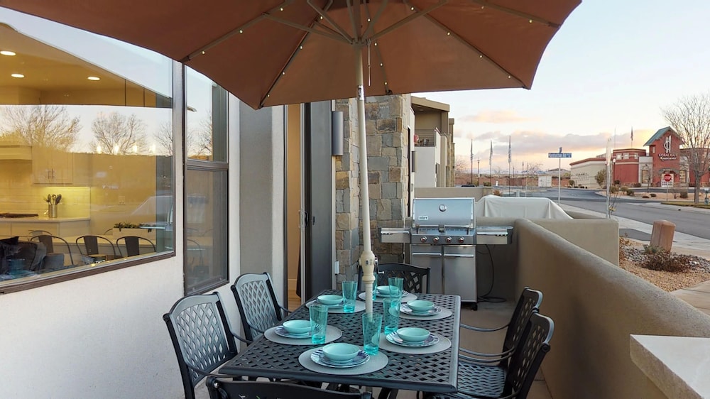 Town Center Resort - photo 566