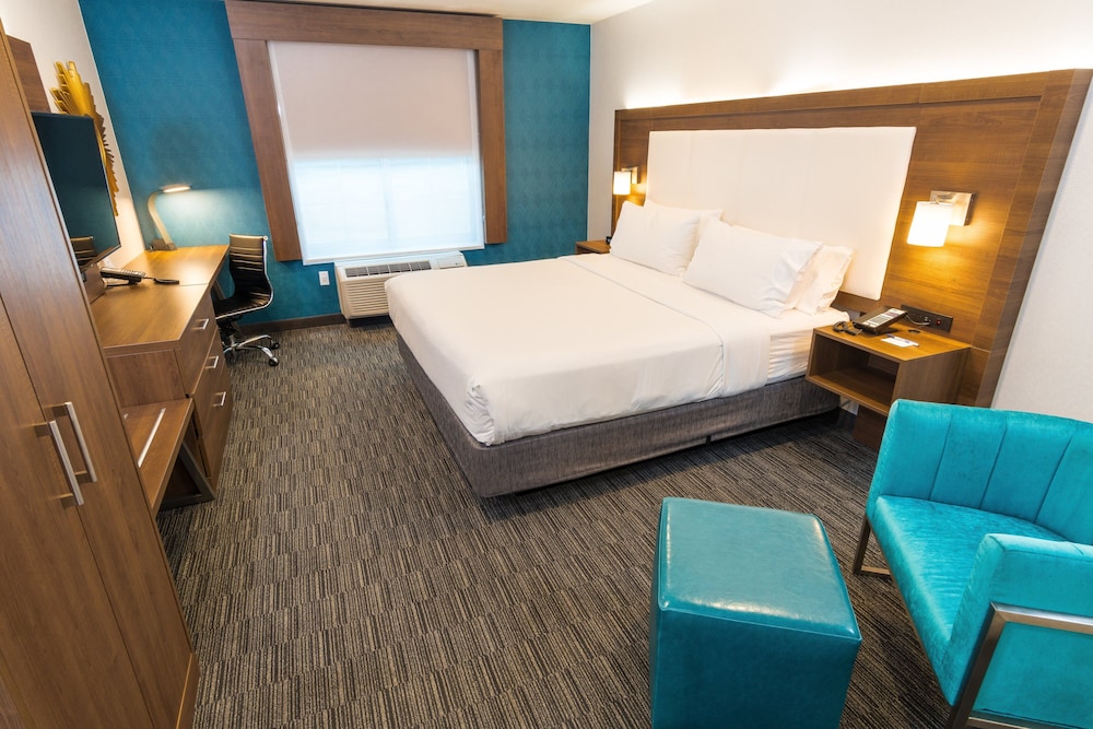 Holiday Inn Express Hotel & Suites Hollywood Walk of Fame by IHG - photo 20