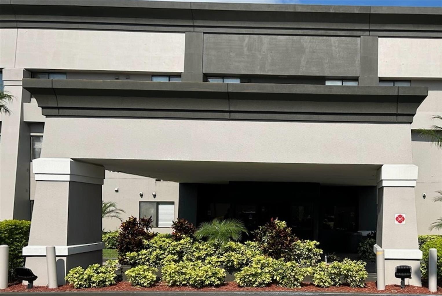 Baymont by Wyndham Orlando South - photo 3