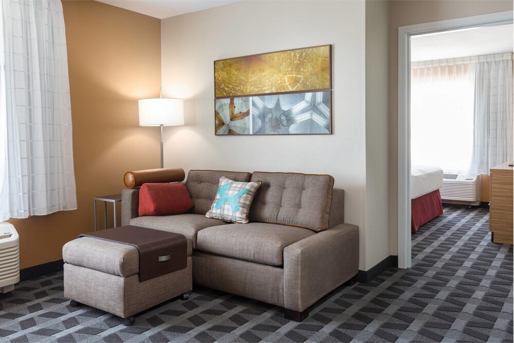 TownePlace Suites By Marriott Las Vegas Stadium District - photo 5