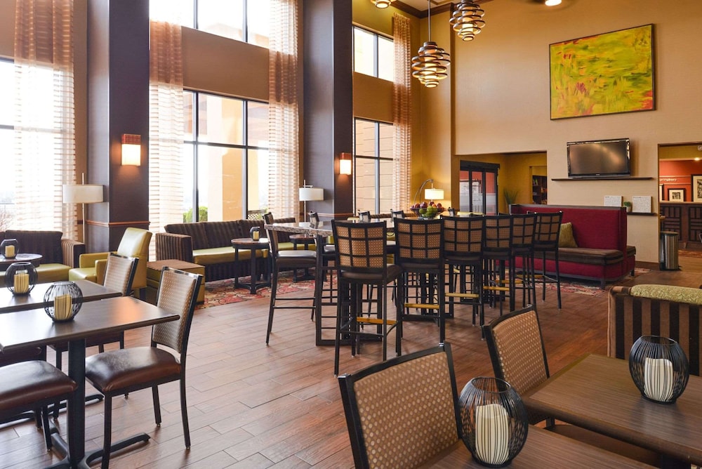 Hampton Inn & Suites Springboro Dayton Area South - photo 8