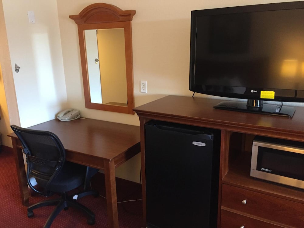 Chula Vista Inn - photo 27