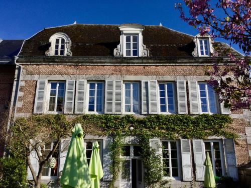 Au Temps Jadis - carbon neutral hotel in Fumay