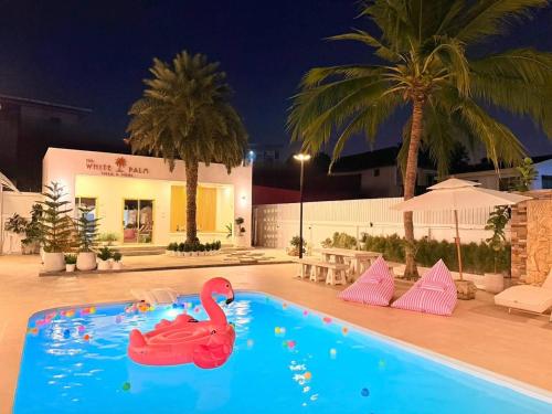 The White Palm Villa & Pool — 4-Star Luxury Hotel in Khon Kaen, Thailand