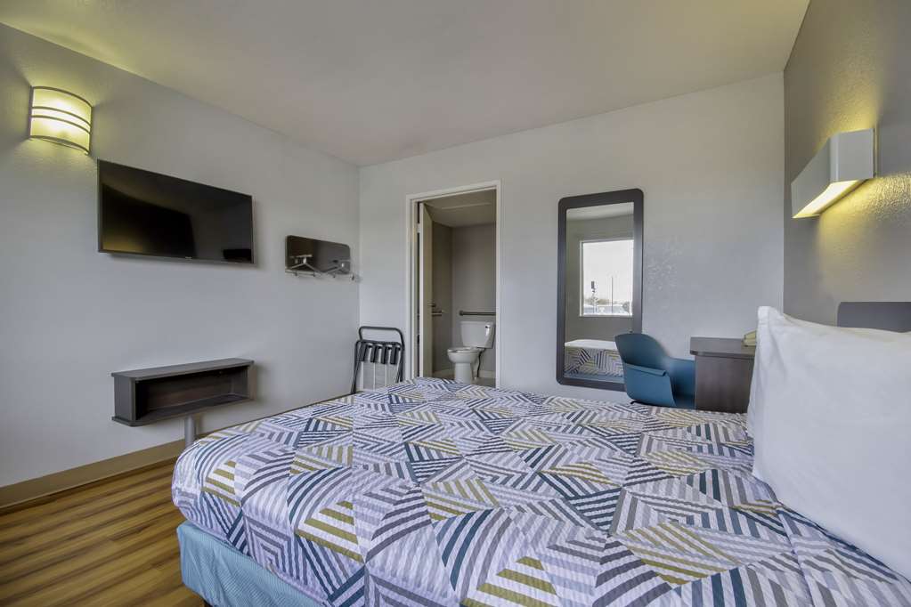 Motel 6 Farmington NM - photo 9