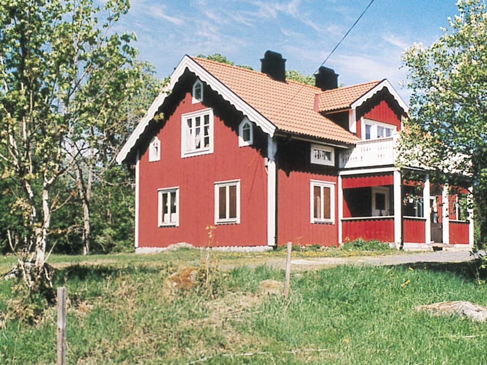 Hotel Compliment - carbon neutral hotel in Tryavna