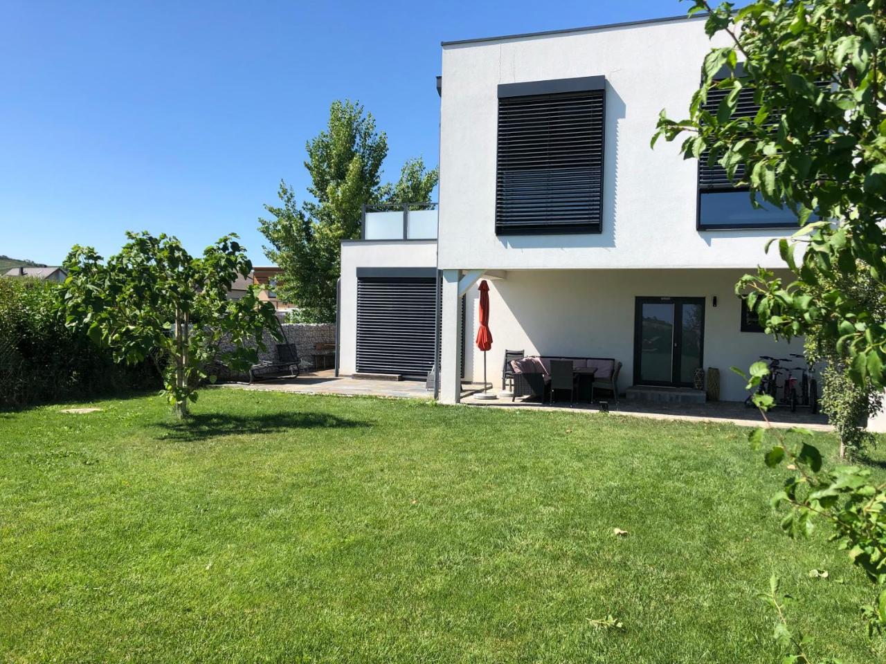 Das Haus in Jois — 4-Star Luxury Hotel in Jois, Austria