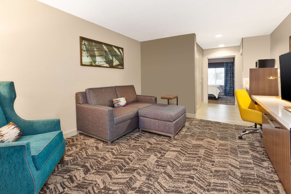 Hilton Garden Inn Minneapolis Maple Grove - photo 18