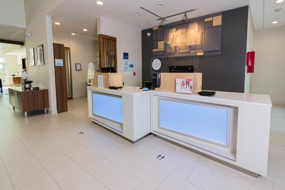 Holiday Inn Express & Suites Houston North I 45 Spring by IHG - photo 2