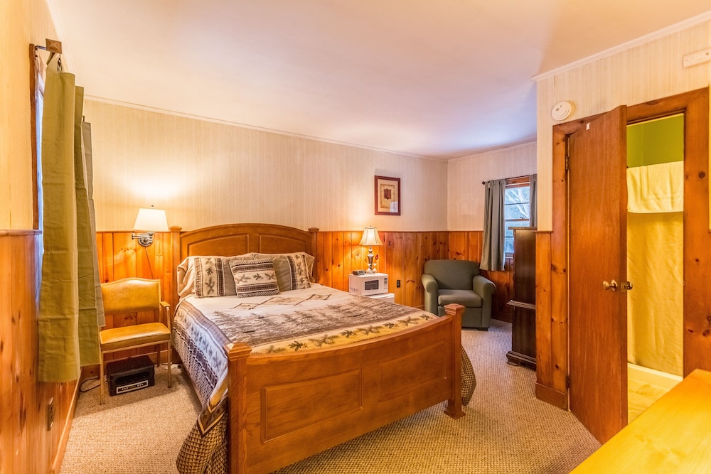 Adk Trail Inn - photo 19