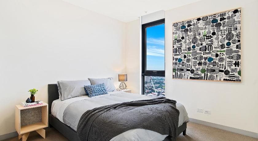 City Tower - carbon neutral hotel in Melbourne