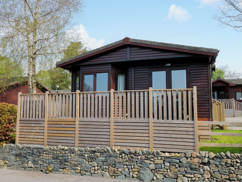 Hill Lodge — 4-Star Luxury Hotel in Windermere, United Kingdom