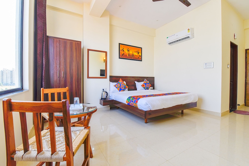 Fabhotel V Five - carbon neutral hotel in Jaipur