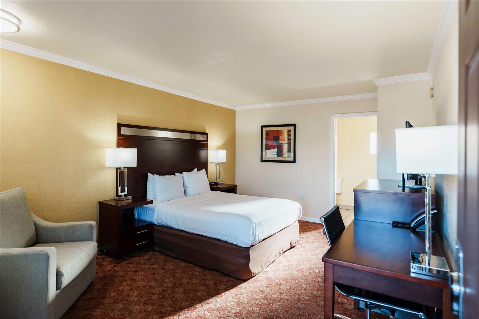 Quality Inn Ukiah - photo 50
