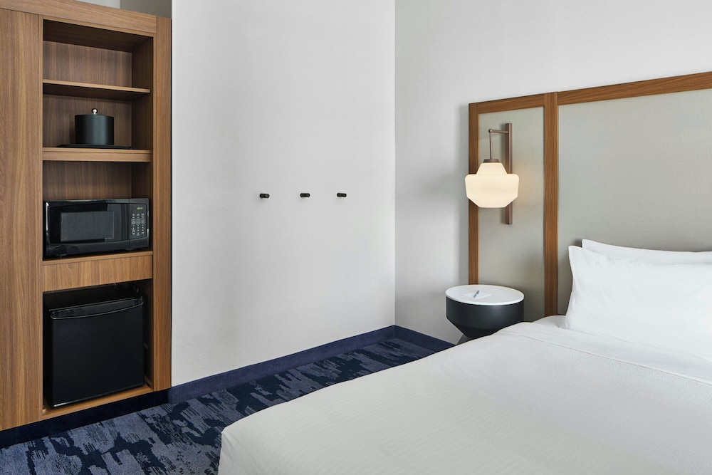 Fairfield by Marriott Inn & Suites Cornelia - photo 19