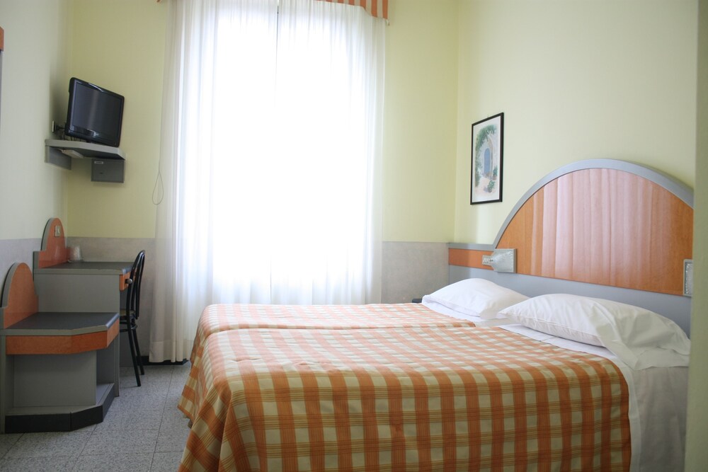 Hotel Mazzini